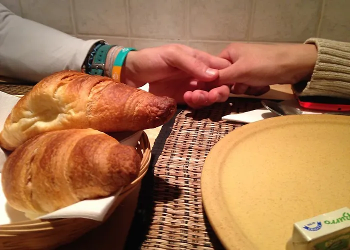 Eat&sleep Couette-café